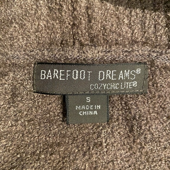 barefoot Dreams Cardigan - Picture 2 of 6